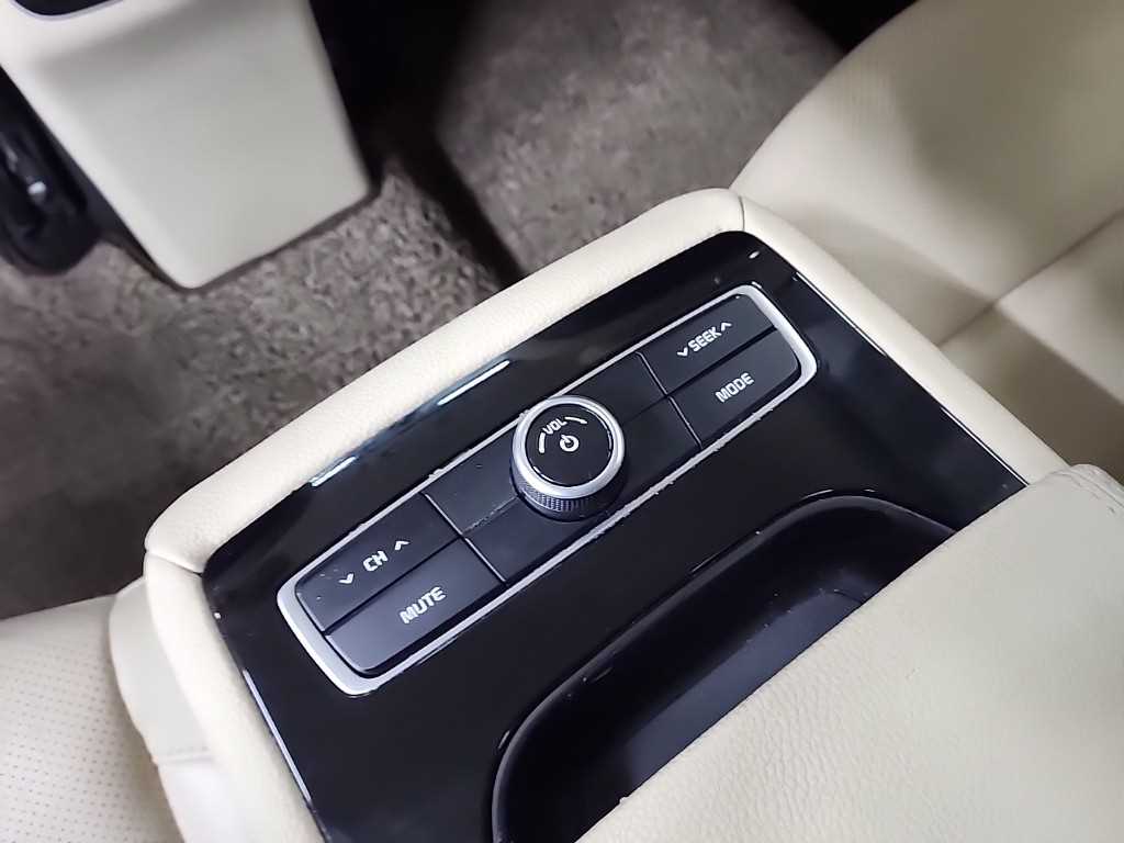 KIA K7 2016 Negro - Importación desde Corea - HF Imports Iquique - Foto 15