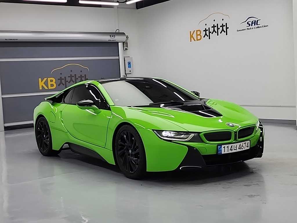 BMW i8 - Vista 4