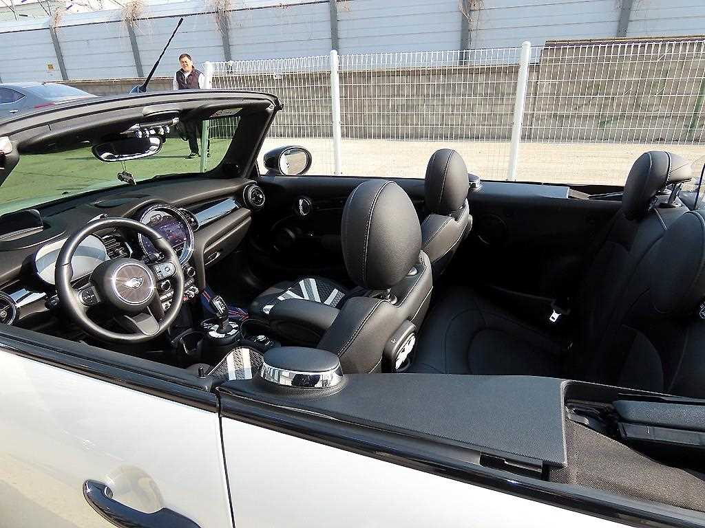 Mini Cooper Convertible 2024 Blanco - Importación desde Corea - HF Imports Iquique - Foto 17