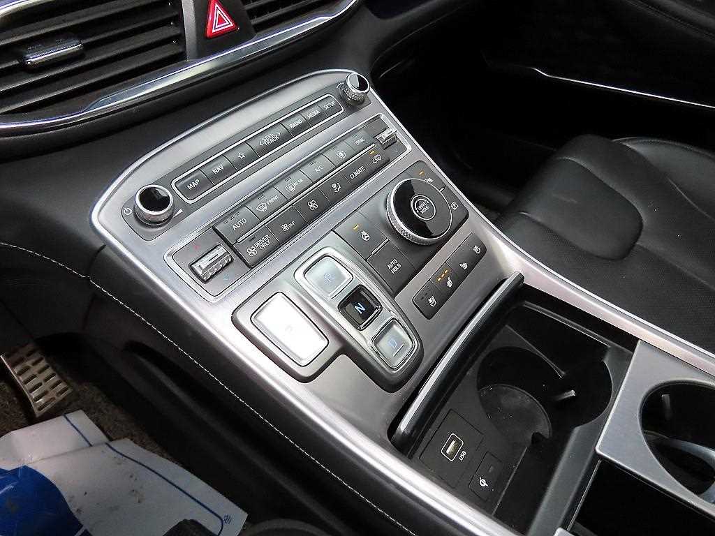 HYUNDAI Santa Fe - Vista 11