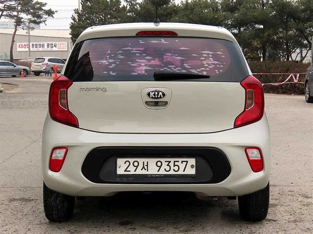 KIA Morning - Vista 4