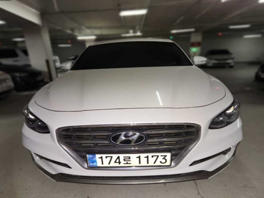 HYUNDAI Grandeur 2018 Blanco - Importación desde Corea - HF Imports Iquique - Foto 1