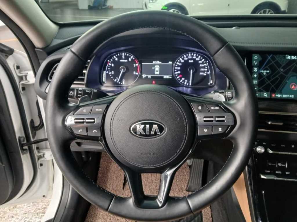 KIA K7 - Vista 8