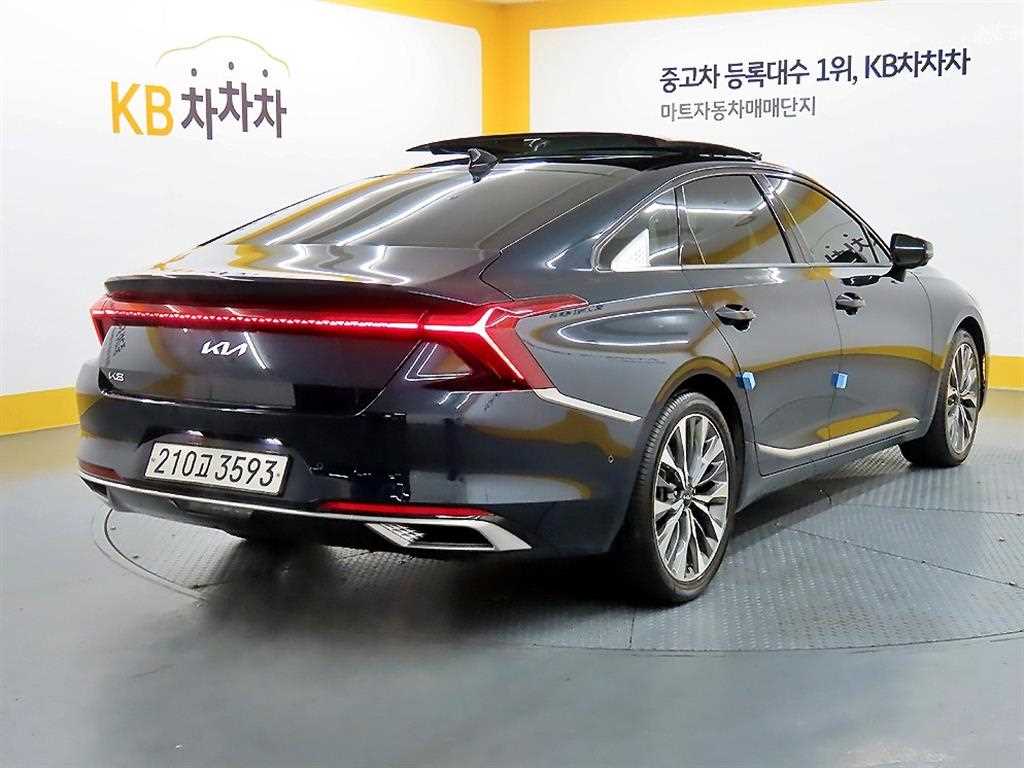 KIA K8 - Vista 4