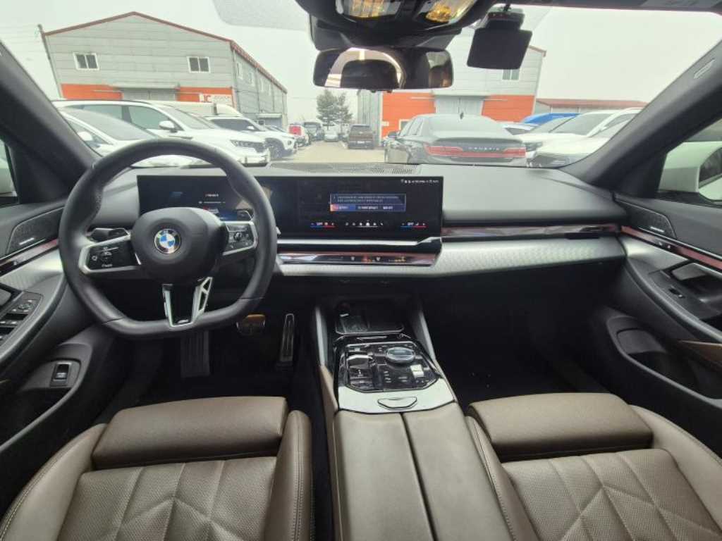 BMW 5 Series - Vista 7