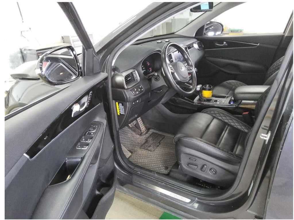 KIA Sorento - Vista 5