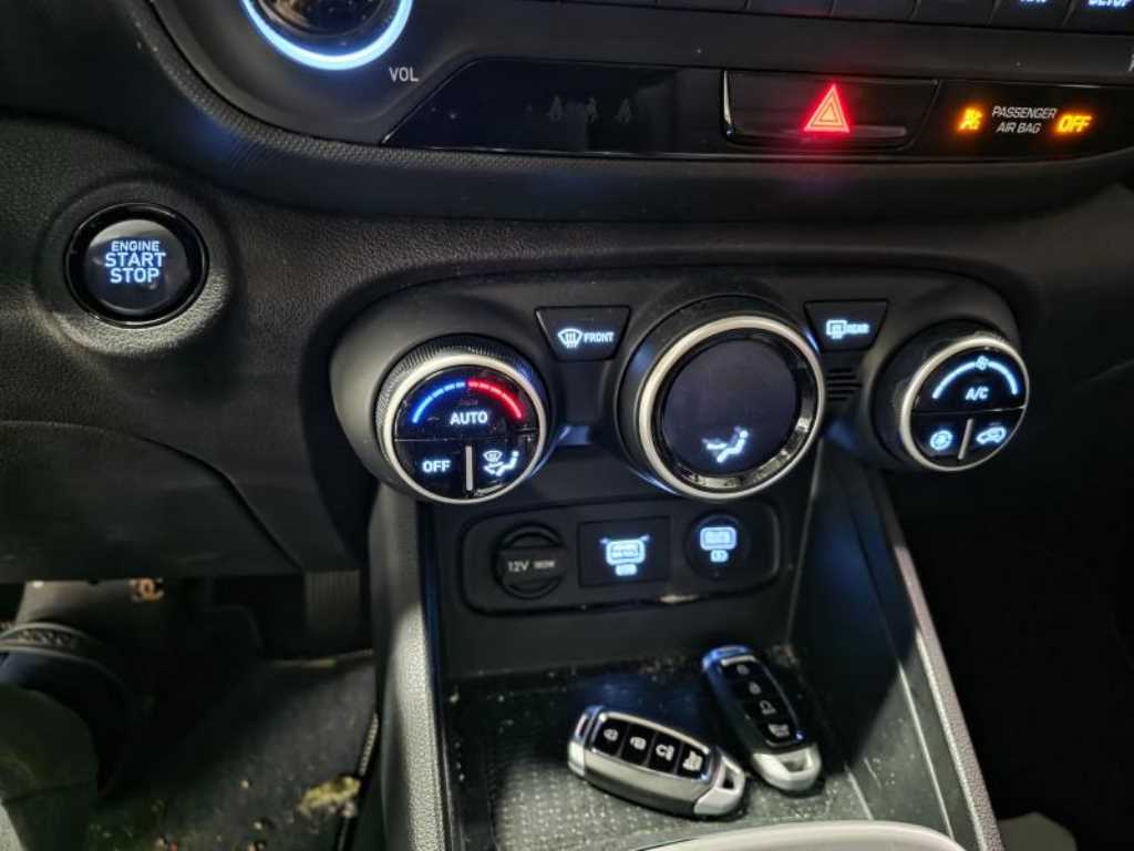 HYUNDAI Venue - Vista 8