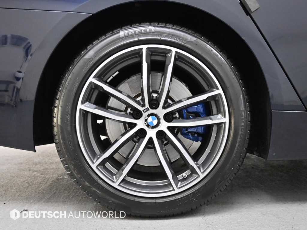 BMW 5 Series - Vista 5