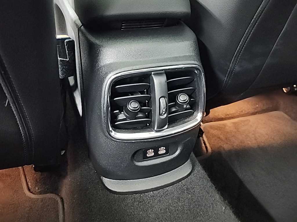 Mini Clubman - Vista 11