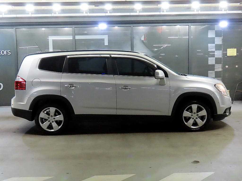 Chevrolet Orlando - Vista 3