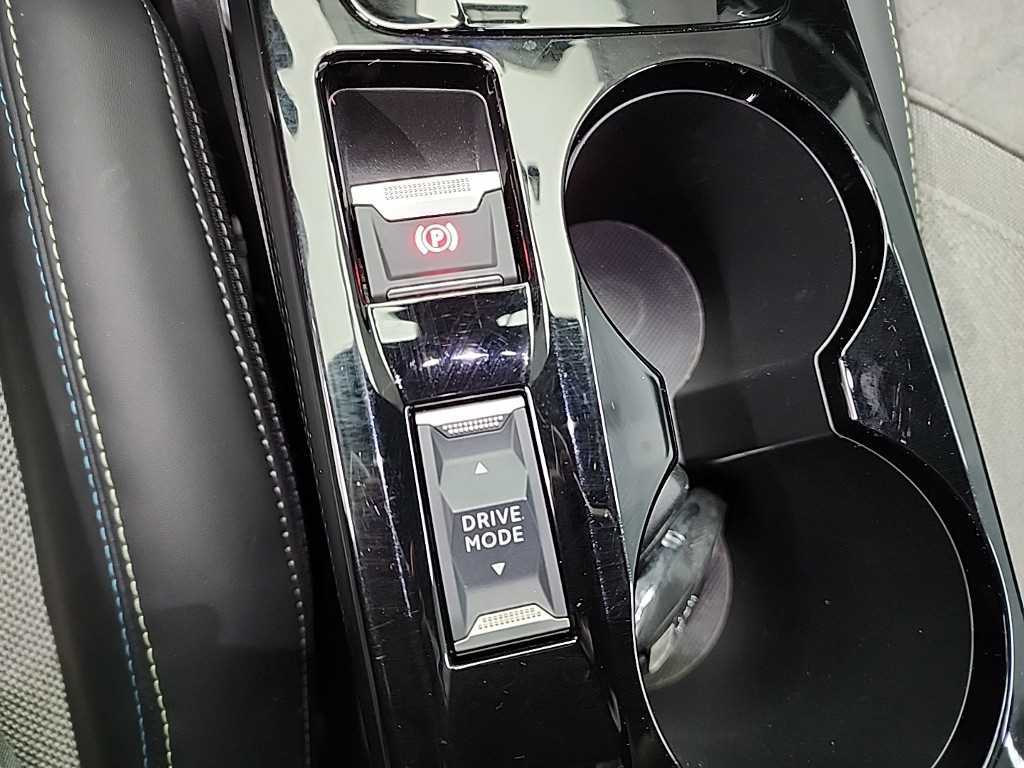 Peugeot 208 2021 Blanco - Importación desde Corea - HF Imports Iquique - Foto 16