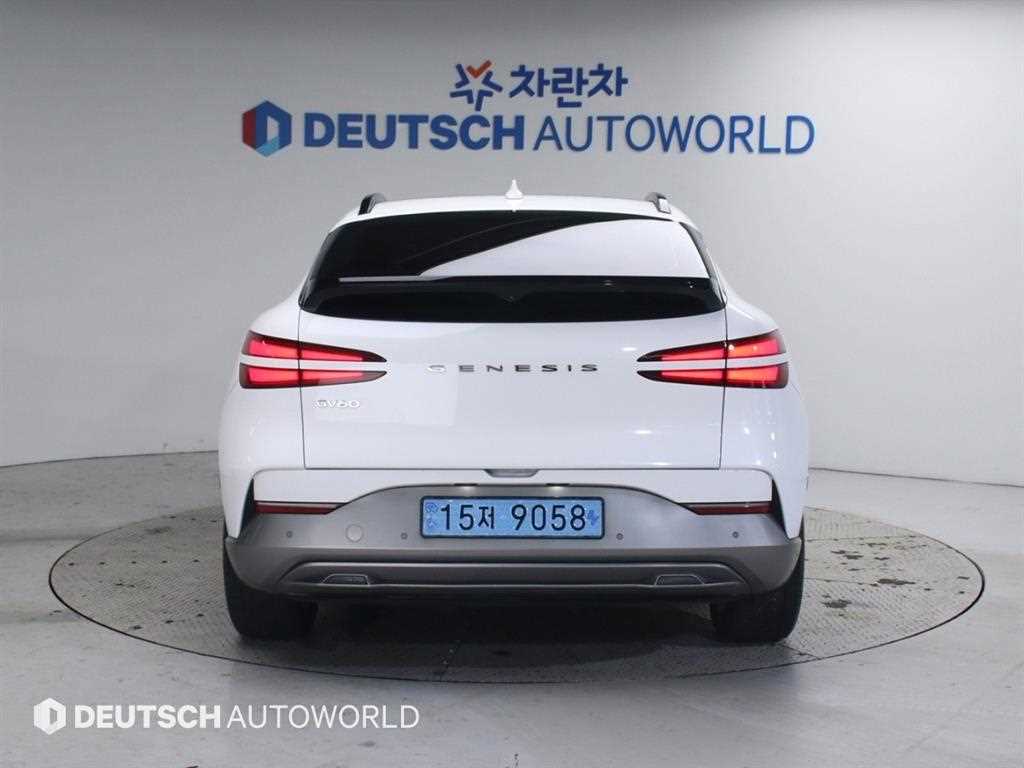 Genesis GV60 - Vista 4