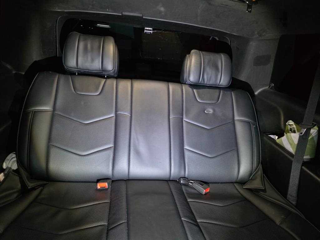 Cadillac Escalade 2018 Negro - Importación desde Corea - HF Imports Iquique - Foto 16