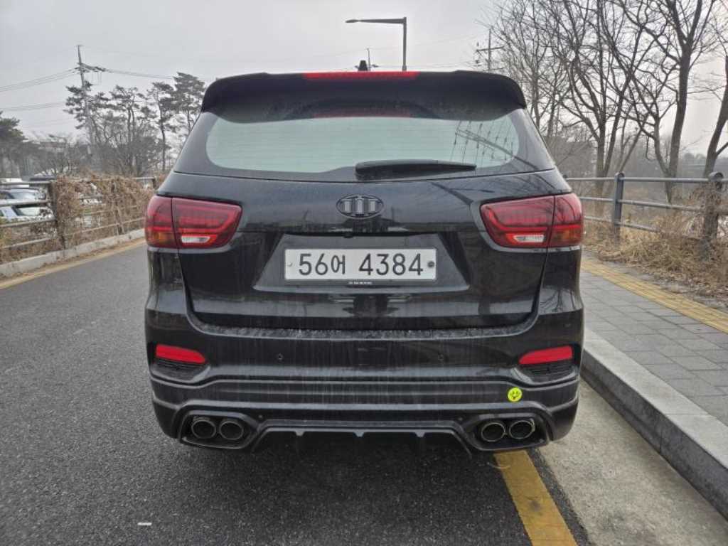 KIA Sorento - Vista 4