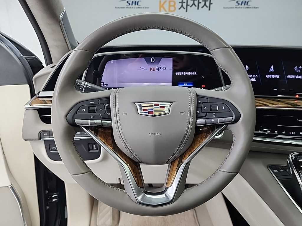 Cadillac Escalade - Vista 8