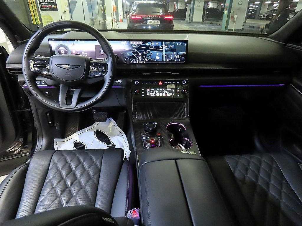 Genesis GV80 - Vista 10