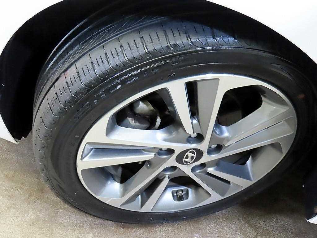 HYUNDAI Avante 2016 Blanco - Importación desde Corea - HF Imports Iquique - Foto 20