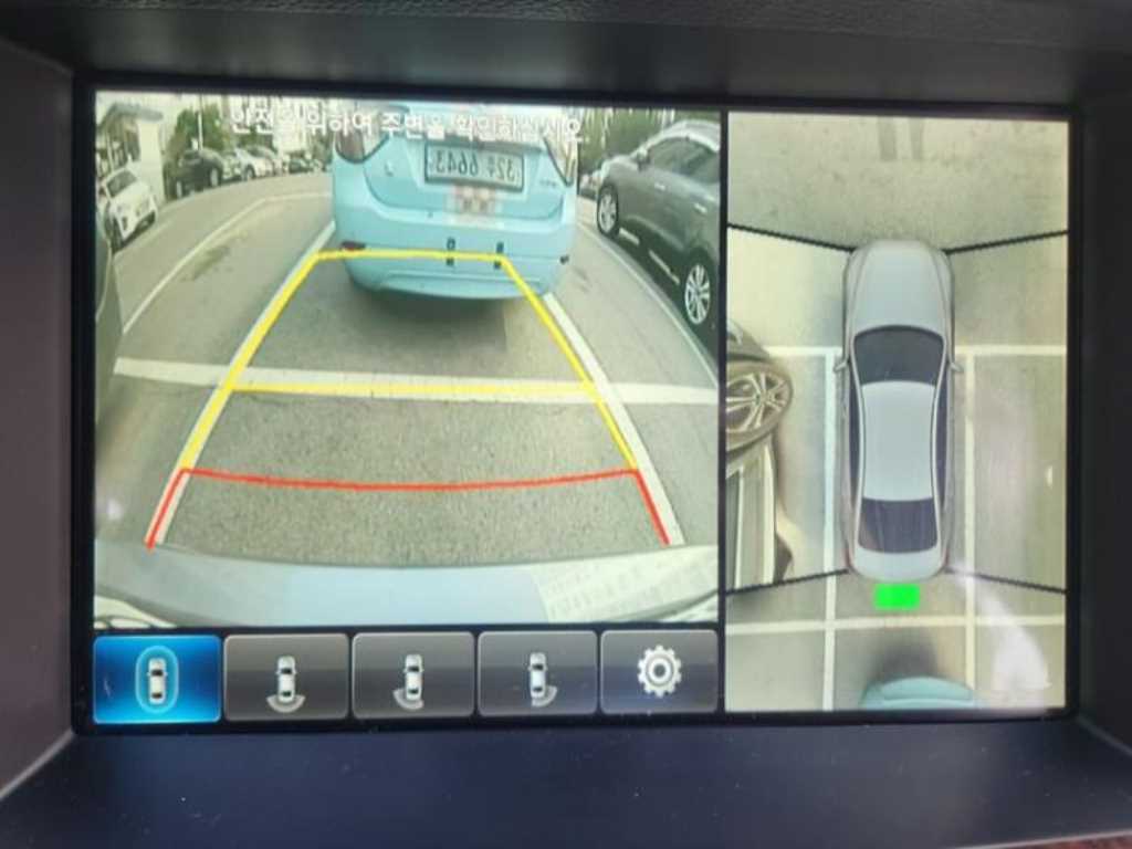 HYUNDAI Genesis - Vista 12