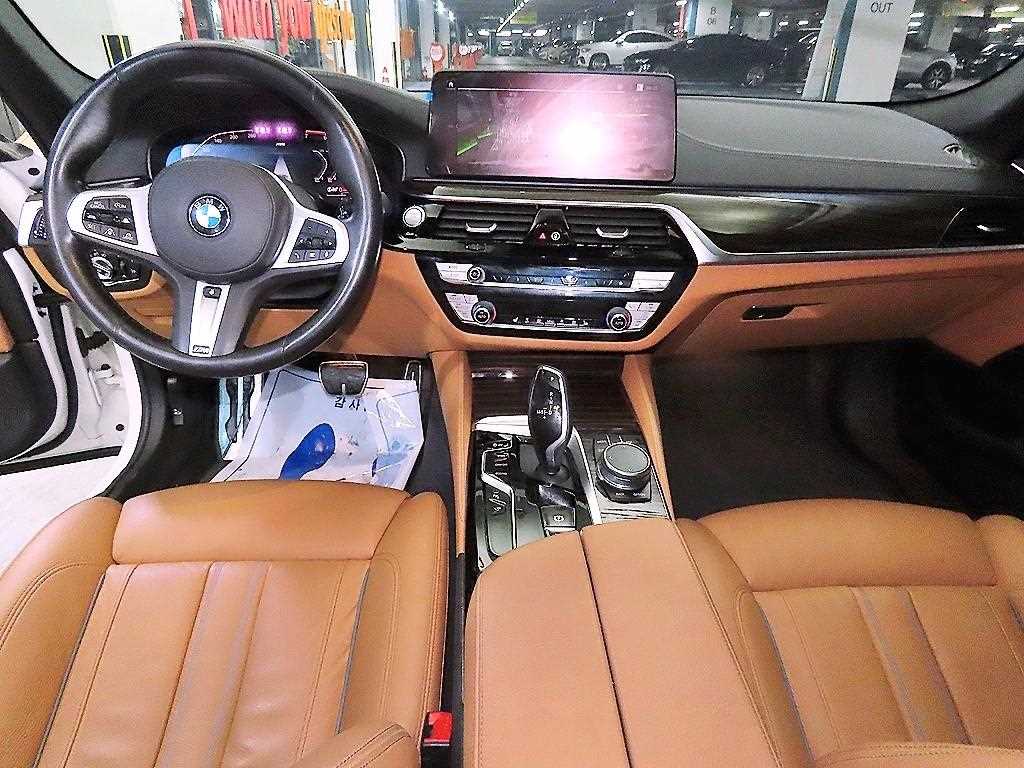 BMW 5 Series - Vista 10