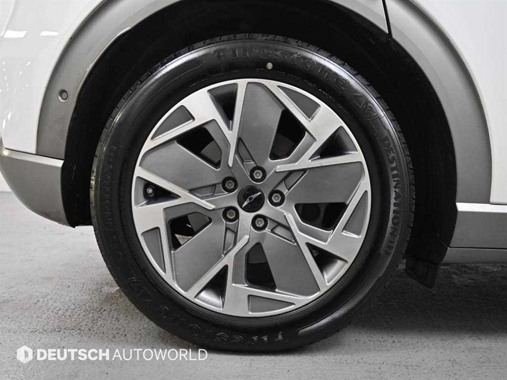 Genesis GV60 - Vista 5