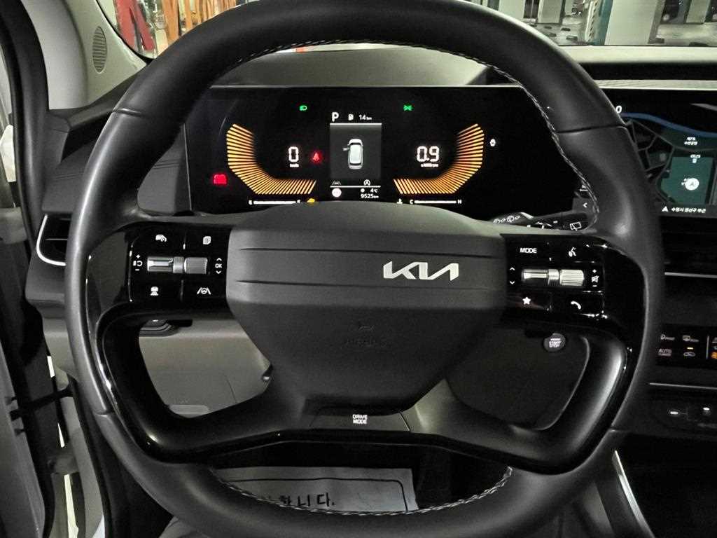 KIA Carnival 2025 Blanco - Importación desde Corea - HF Imports Iquique - Foto 16