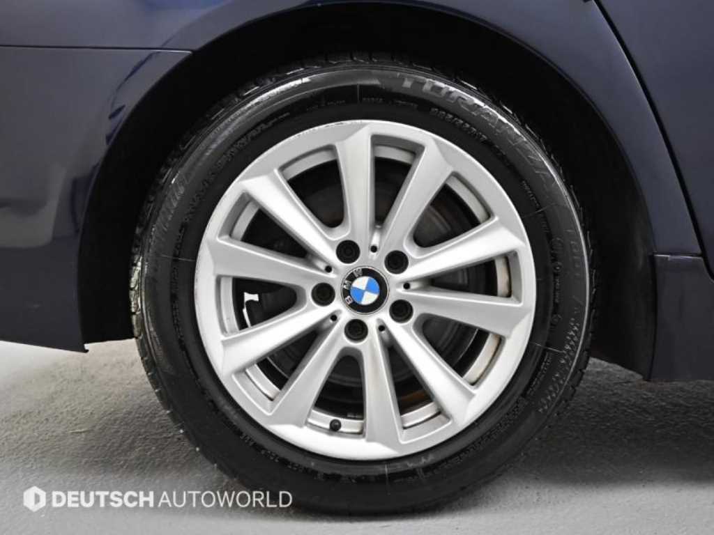 BMW 5 Series - Vista 5