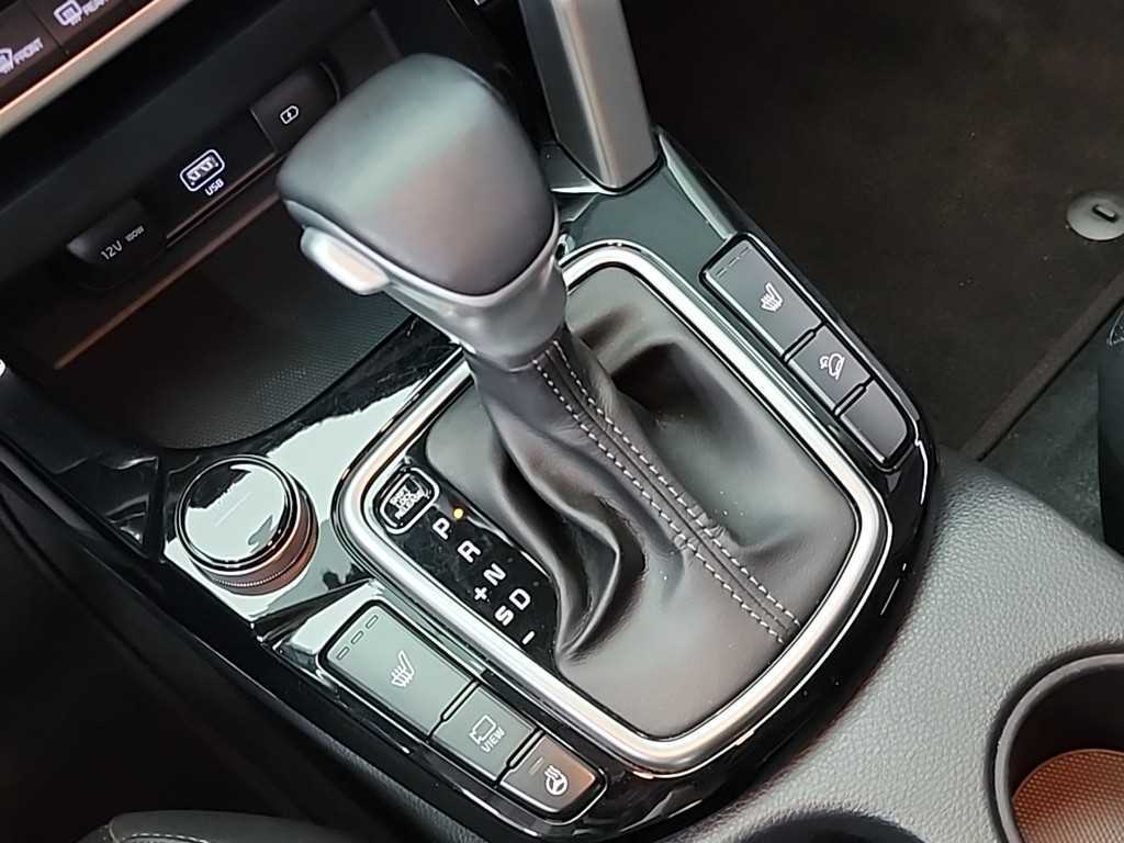 KIA Seltos - Vista 8