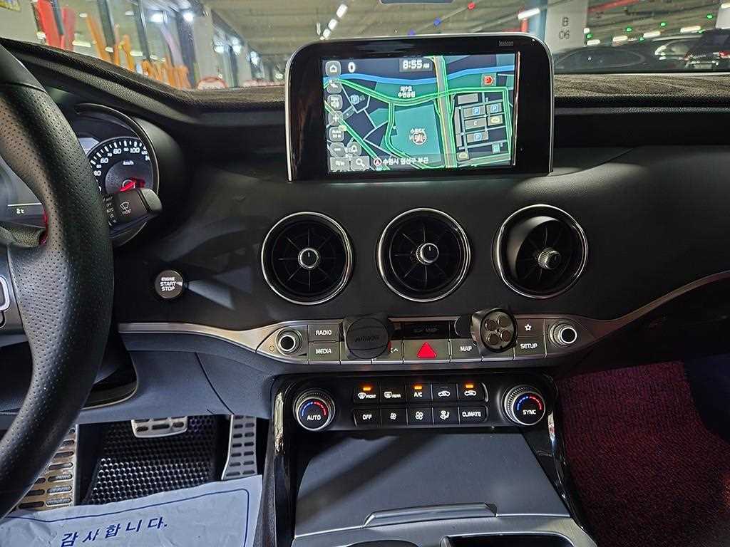 KIA Stinger - Vista 11