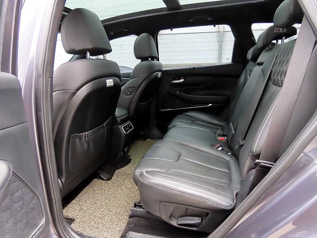 HYUNDAI Santa Fe - Vista 6