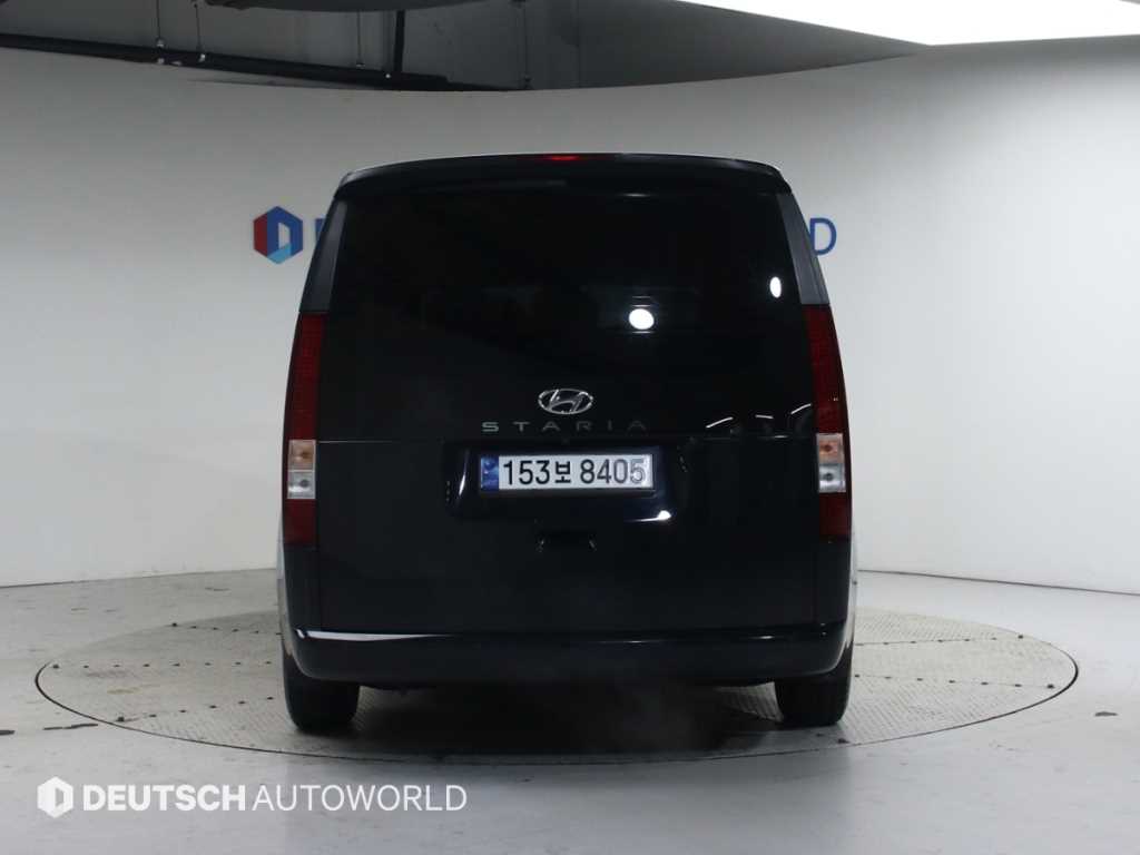 HYUNDAI Staria - Vista 4