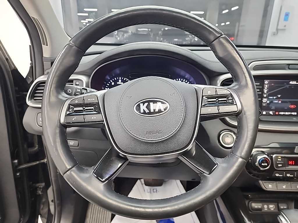KIA Sorento - Vista 9
