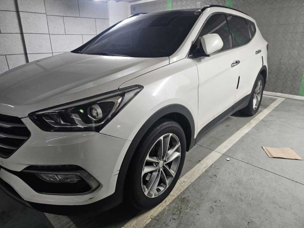 HYUNDAI Santa Fe - Vista 5