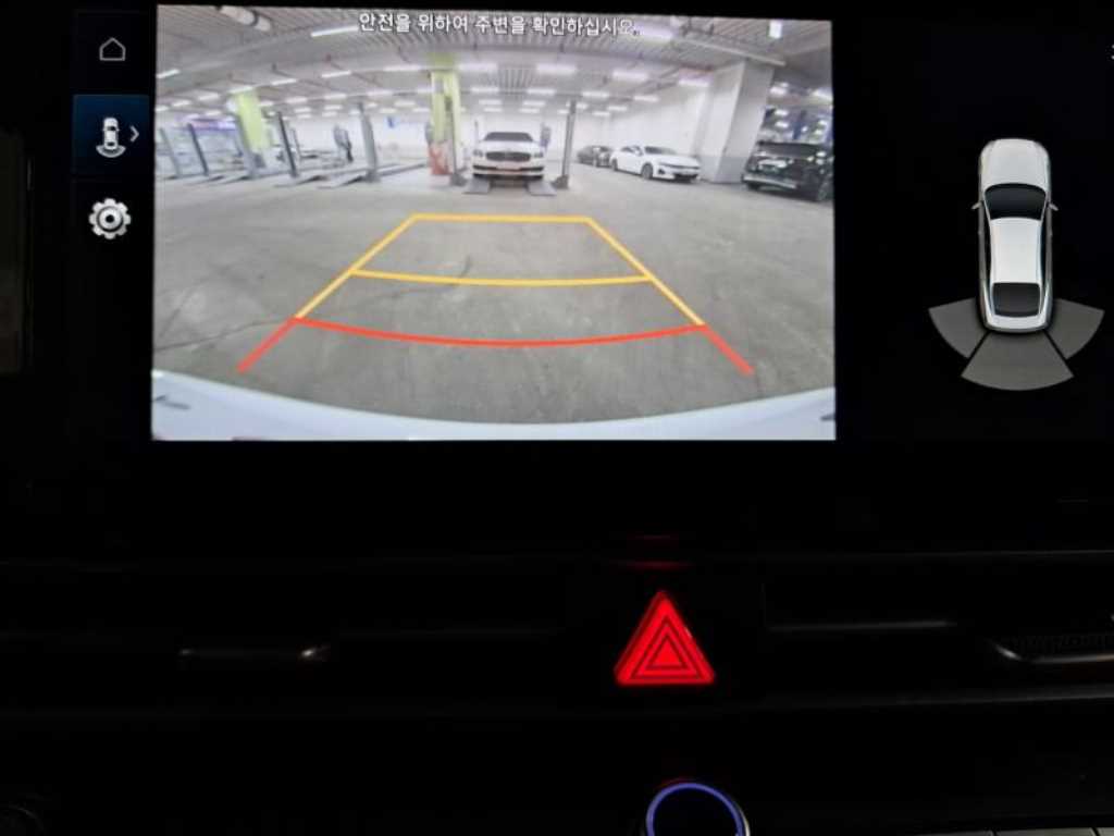 HYUNDAI Avante - Vista 12