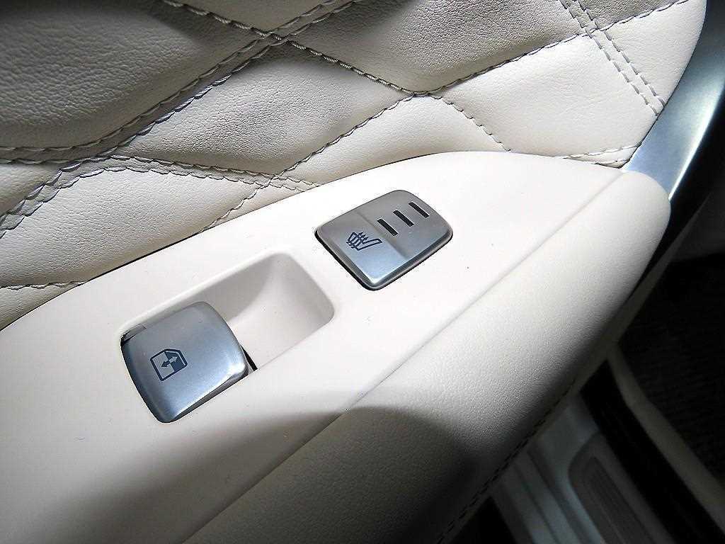 Genesis G70 2020 Blanco - Importación desde Corea - HF Imports Iquique - Foto 15