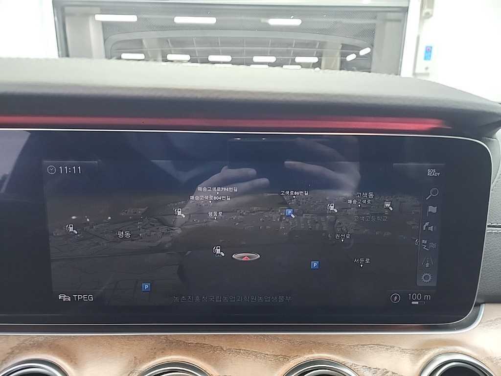 Mercedes Benz E class 2018 Plateado - Importación desde Corea - HF Imports Iquique - Foto 16