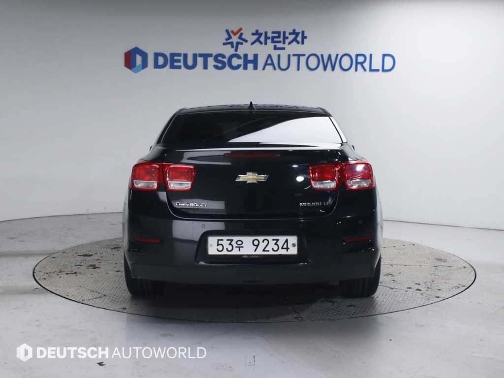 Chevrolet Malibu - Vista 4