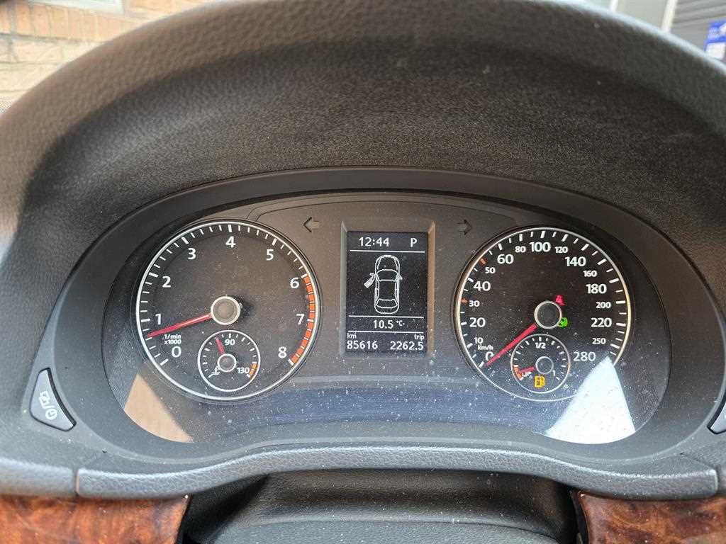 Volkswagen Passat - Vista 9