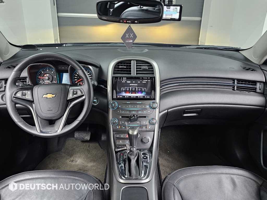 Chevrolet Malibu - Vista 7