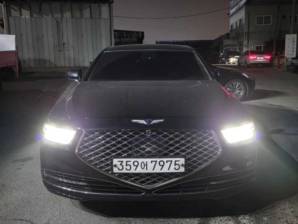 Genesis G90 - Vista 3