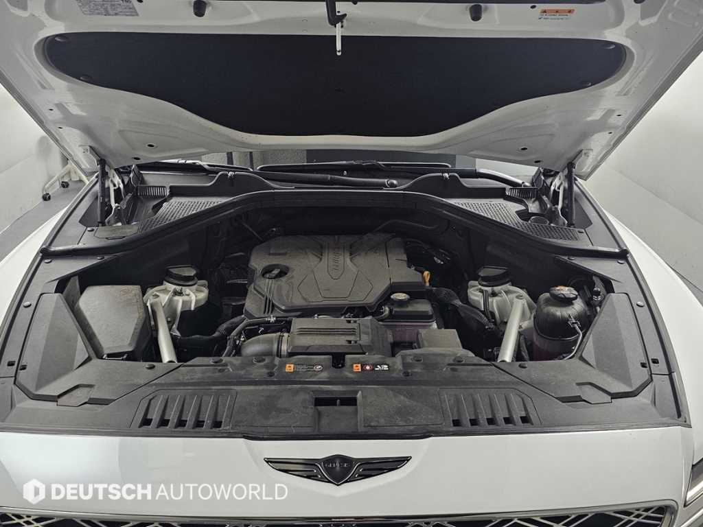 Genesis GV80 - Vista 6