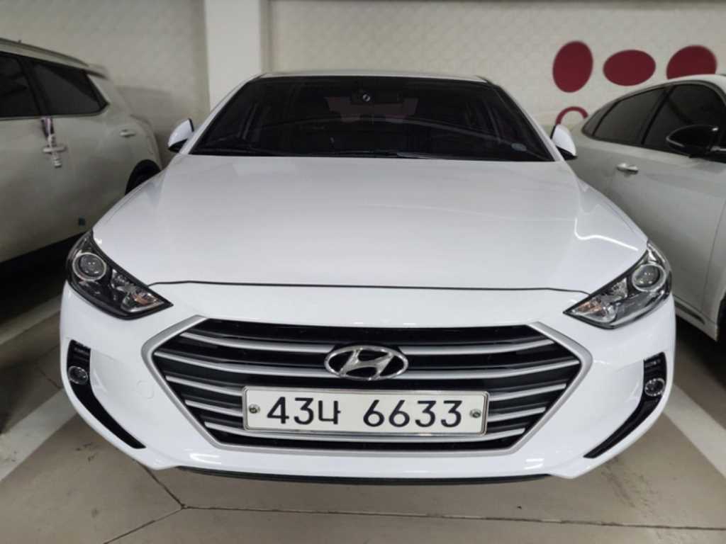 HYUNDAI Avante 2018 - Importación desde Corea - HF Imports Iquique - Foto 1