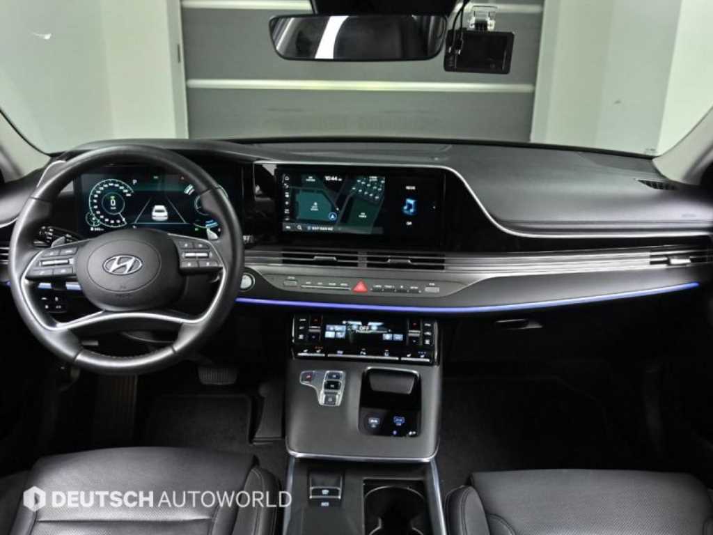 HYUNDAI Grandeur - Vista 7