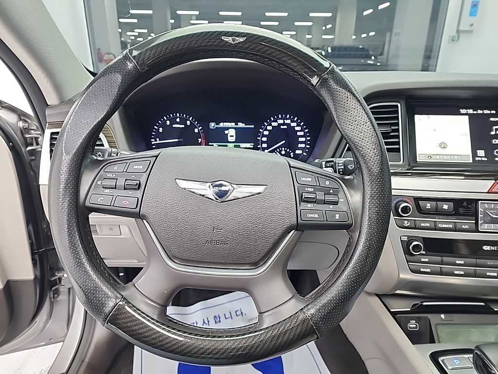 Genesis G80 - Vista 9