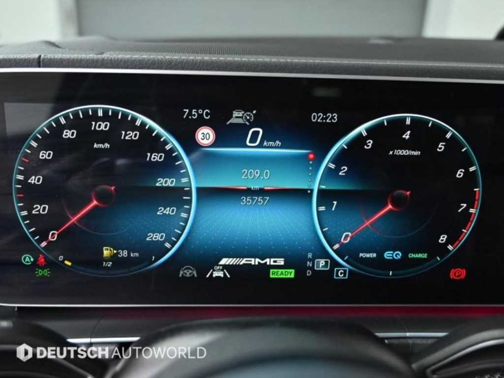 Mercedes Benz GLE Class - Vista 8