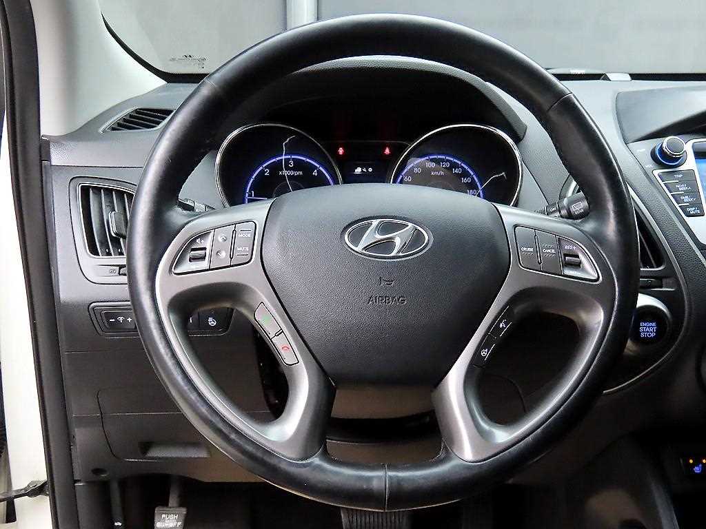 HYUNDAI Tucson - Vista 9