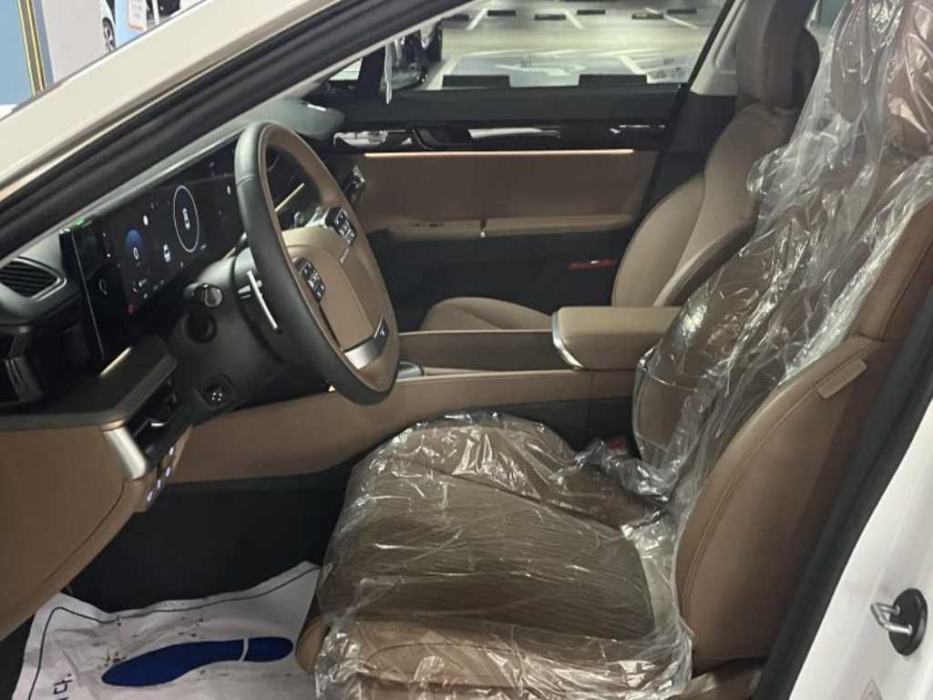 HYUNDAI Grandeur - Vista 7