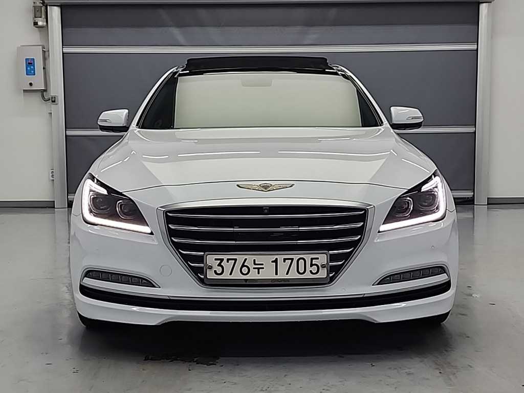 HYUNDAI Genesis - Vista 2