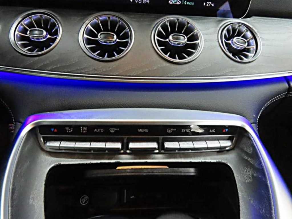 Mercedes Benz AMG GT - Vista 11