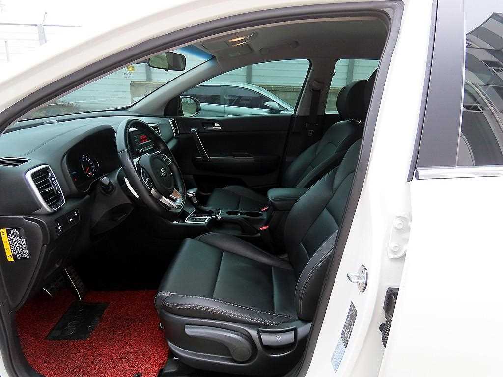 KIA Sportage - Vista 5