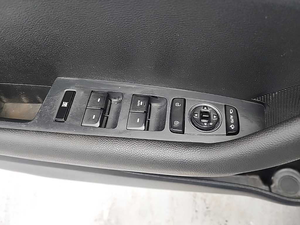 HYUNDAI Sonata 2016 Plateado - Importación desde Corea - HF Imports Iquique - Foto 16